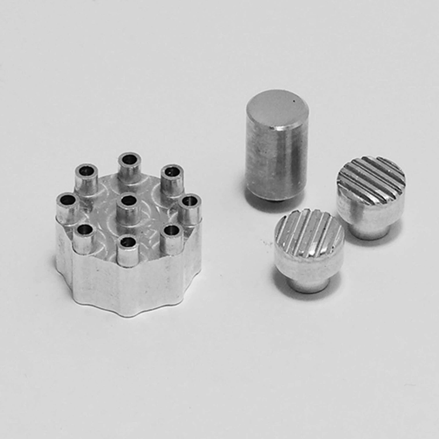 RC4WD Edelbrock V8 Motor Dress Up Kit: 1/10 (LIMITED EDITION) - Image 5